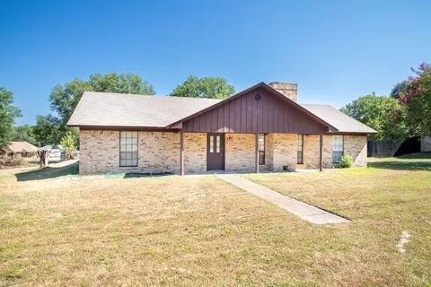216 Windridge Dr, Whitehouse, TX 75791