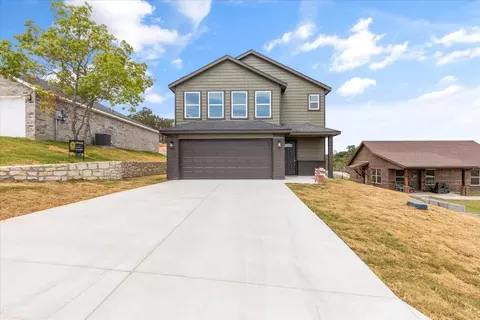 2408 Fox Ct, Granbury, TX 76048