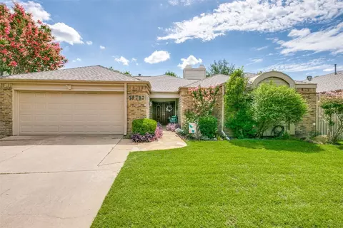 15712 Wing Point Dr, Dallas, TX 75248