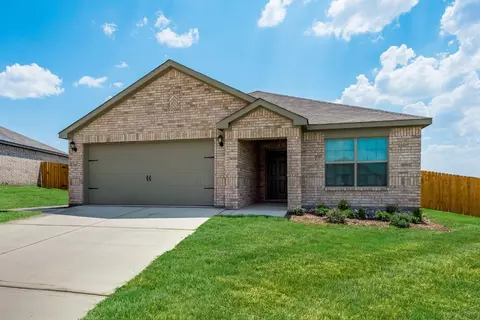 255 Tidwell Dr, Ferris, TX 75125