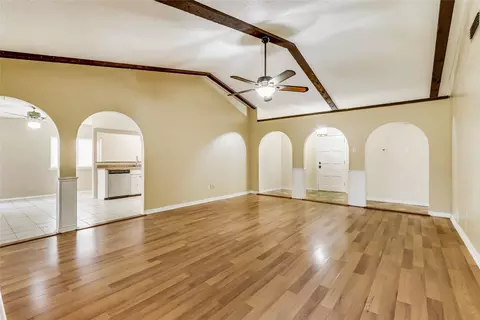 2711 Elk Grove Rd, Carrollton, TX 75007