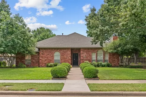 1900 Towanda Dr, Plano, TX 75074