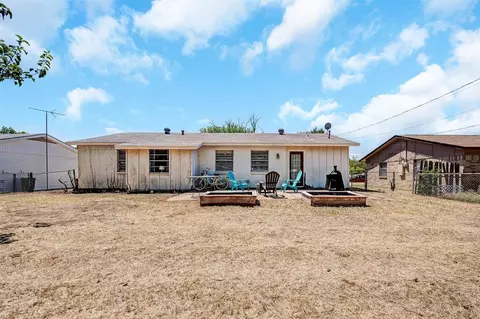 610 Glenn Dr, Euless, TX 76039 photo 11