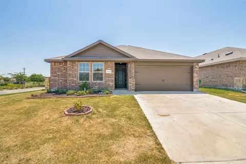 2110 Brisbon St, Royse City, TX 75189