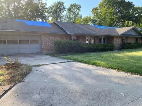 806 Circle Dr, Winnsboro, TX 75494