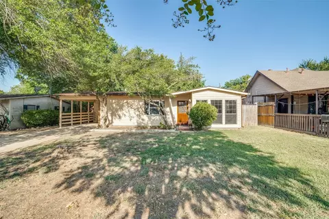 811 Leyenda Dr, Mesquite, TX 75149