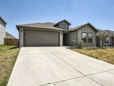 8512 Smokey Creek Pass, Fort Worth, TX 76179