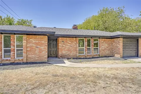 7808 Colfax Ln, Fort Worth, TX 76134