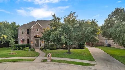 2105 Parker Dr, Flower Mound, TX 75028