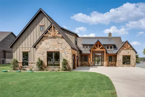 1141 The Shores Dr, Corsicana, TX 75109