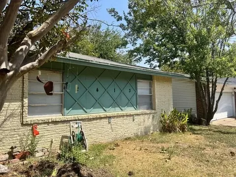 2413 Greenway St, Arlington, TX 76010