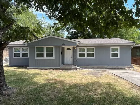 1516 Valley View St, Mesquite, TX 75149