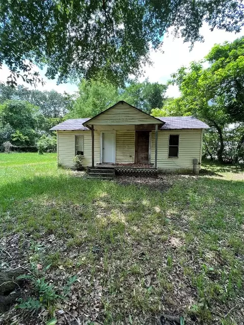 820 Railroad Ave, Gilmer, TX 75644