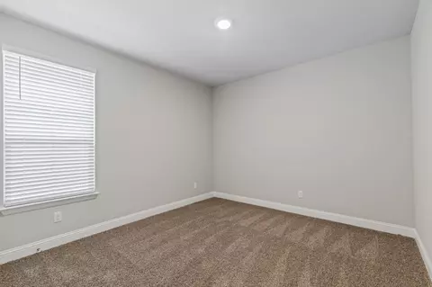 2204 Knightsgate Rd, Argyle, TX 76226 photo 15