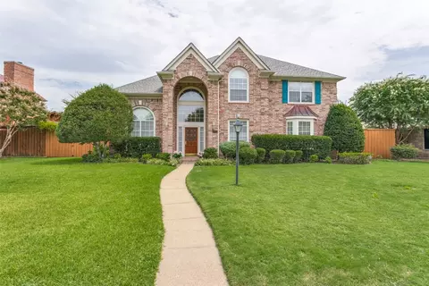 802 Lochness Ln, Garland, TX 75044