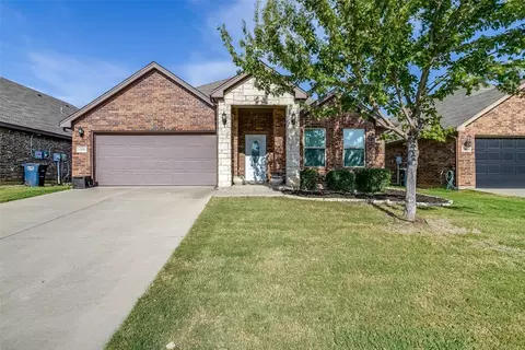 12252 Hunters Knoll Dr, Burleson, TX 76028