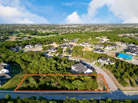 305 Broadmoor Dr, Heath, TX 75032