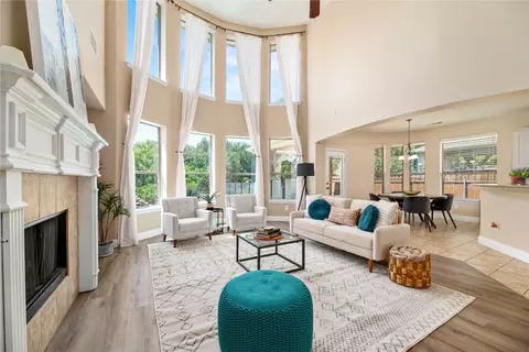 2912 Halverstick Ln, Plano, TX 75074