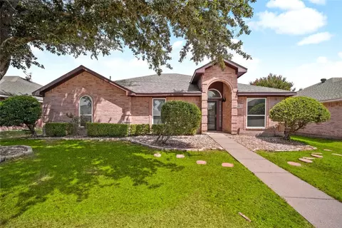 431 Overland Trl, Cedar Hill, TX 75104