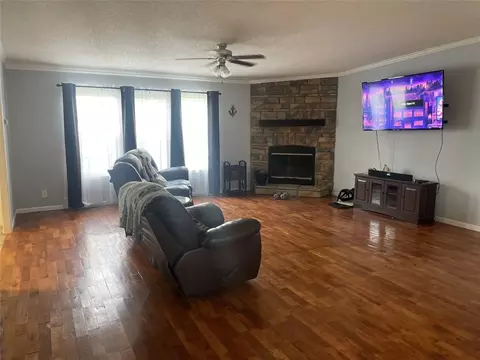 7798 Hyacinth Dr, Keithville, LA 71047