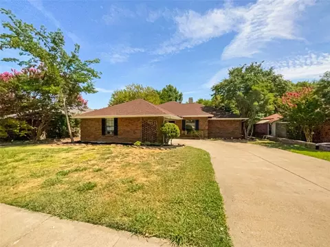 4117 Scott Dr, Rowlett, TX 75088