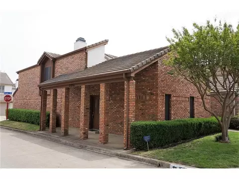 17061 Knots Lndg, Addison, TX 75001