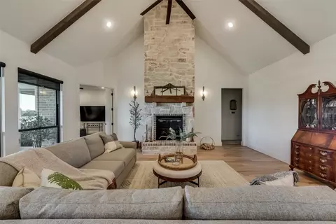 9324 Sunrise Rd, Ponder, TX 76259
