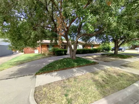 12653 Sunglow Ln, Farmers Branch, TX 75234