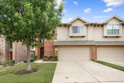 3627 Swiss Ln, Irving, TX 75038