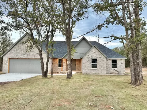 117 Monarch Ln, Poolville, TX 76487