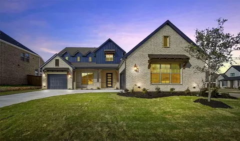 2810 Tower Rd, Mansfield, TX 76063