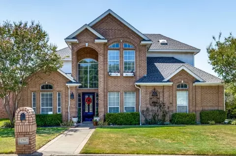 6704 Nantucket Ln, Arlington, TX 76001
