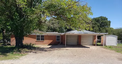 1000 Poe St, Azle, TX 76020