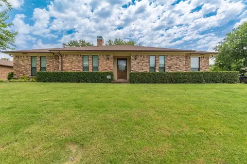 527 Turtle Creek Dr, Greenville, TX 75402
