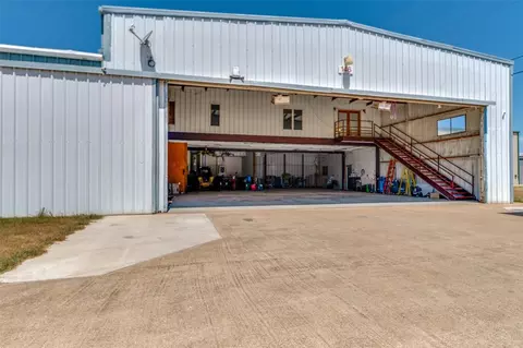 146 Aviator Dr, Fort Worth, TX 76179