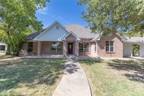 115 Westowne Dr, Cooper, TX 75432