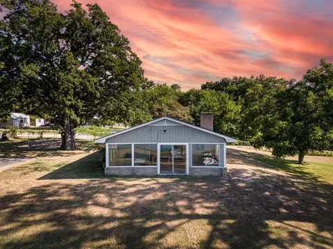2646 Debord St, Quinlan, TX 75474