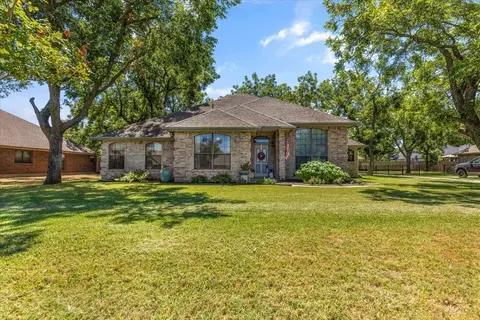 5606 Wedgefield Rd, Granbury, TX 76049