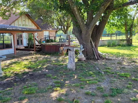 128 Cr 2005 Rd, Clarksville, TX 75426