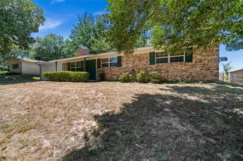 207 Powell Dr, Tyler, TX 75703