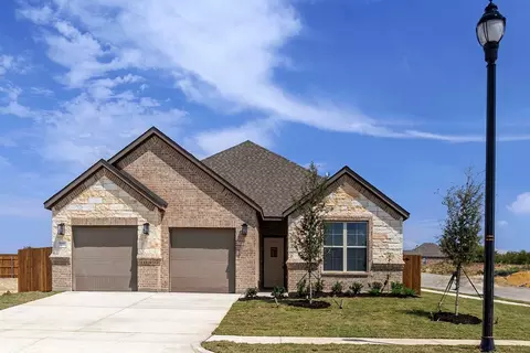 711 Lake Murray Ln, Cleburne, TX 76033