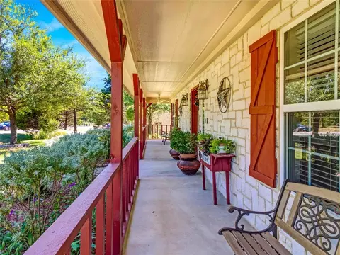 557 Mustang Ct, Lavon, TX 75166
