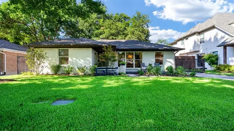 7226 Clemson Dr, Dallas, TX 75214