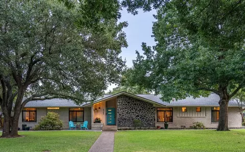 3748 Waldorf Dr, Dallas, TX 75229