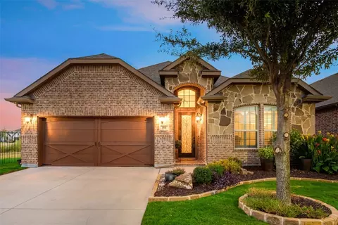 101 Mineral Point Dr, Aledo, TX 76008