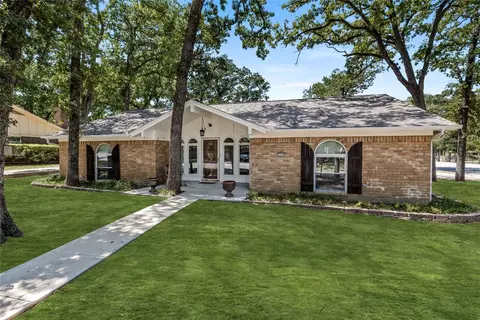 1511 Cedar Ridge Ter, Euless, TX 76039