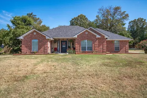 804 Jack Dr, Lindale, TX 75771