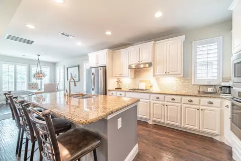 1105 3rd St, Argyle, TX 76226 photo 9