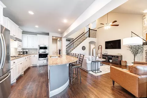 1105 3rd St, Argyle, TX 76226 photo 8