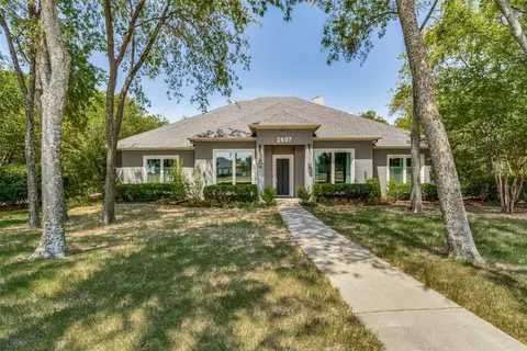 2607 Creekwood Dr, Cedar Hill, TX 75104